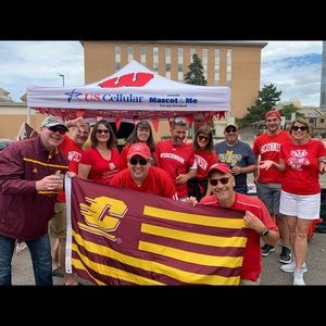 Meet your Posher, Curtis